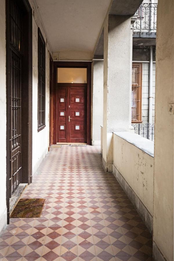 A54: Charming Apartment In The Ruin Bar District Budapest Luaran gambar